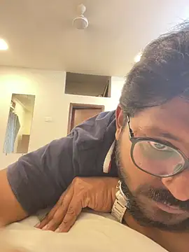 Snapshot of Yours_Teluguboii chatting on July 10, 2026, 11:46 am Yours Teluguboii online show from July 10, 2026, 11:46 am