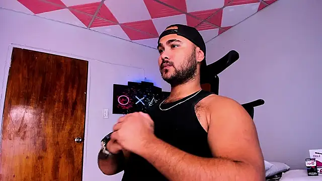 Sebas-hott online show from January 18, 2025, 3:31 am