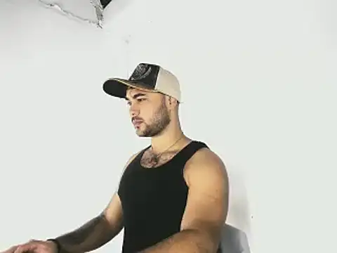 Sebas-hott online show from October 15, 2025, 10:32 pm