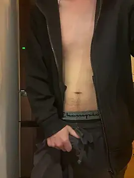 saku chan live online show from April 21, 2026, 6:12 pm