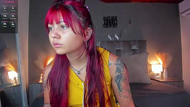 alaia-rogers online show from February 11, 2025, 11:43 am