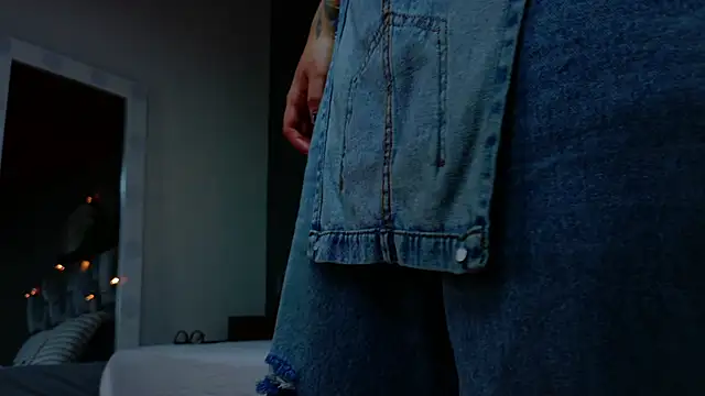 alaia-rogers online show from September 29, 2025, 11:37 am