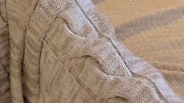 IceDanielles online show from October 27, 2025, 1:37 pm