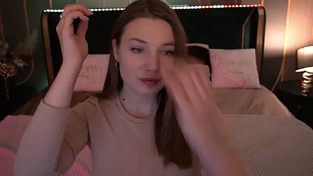 IceDanielles online show from November 28, 2025, 1:36 pm