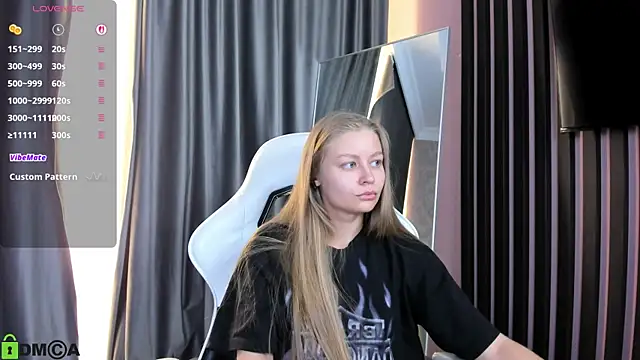 Polumna cute online show from April 19, 2026, 9:52 am