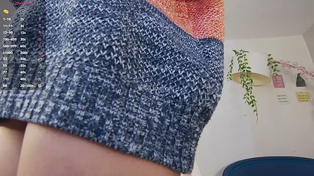 Bella-Franco online show from March 11, 2025, 3:12 pm