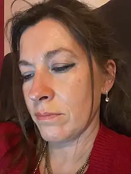 Lwhite1 online show from April 19, 2026, 8:55 pm