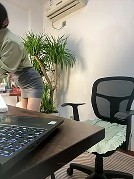 Annabody online show from March 14, 2025, 1:16 am