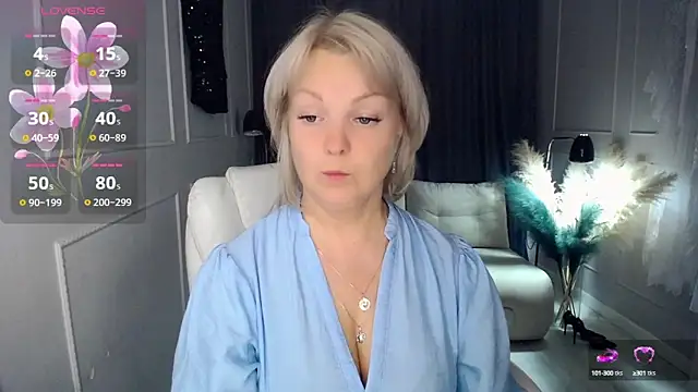 Juarnea online show from September 13, 2025, 9:14 pm