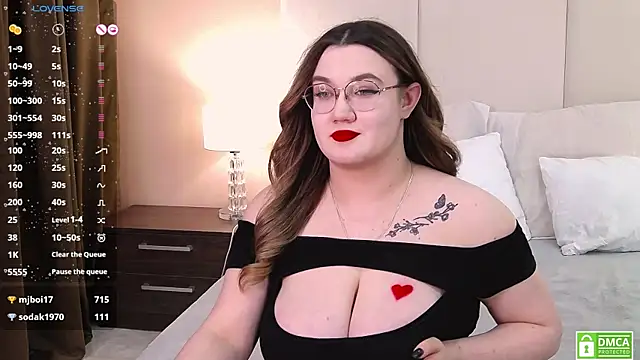 Nancy Mooree online show from February 3, 2025, 7:52 pm