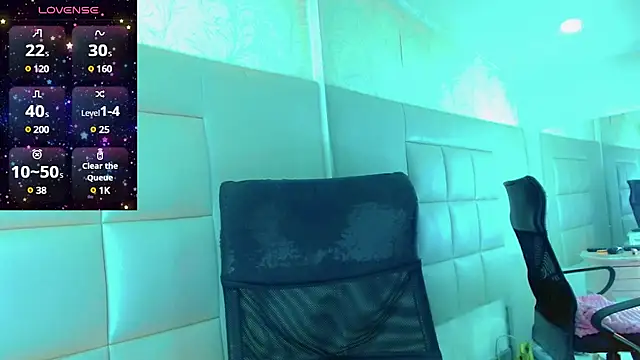 KayleighDreams  online show from March 7, 2025, 9:29 am