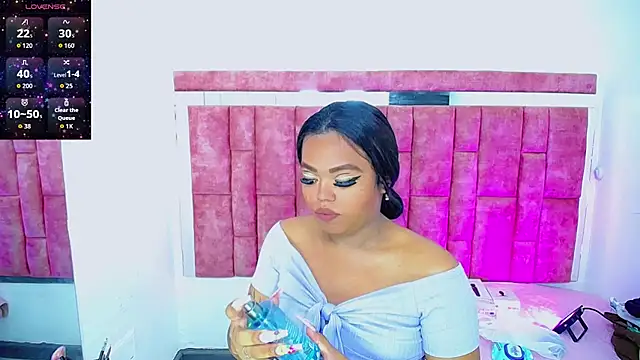 KayleighDreams  online show from April 7, 2026, 3:51 am