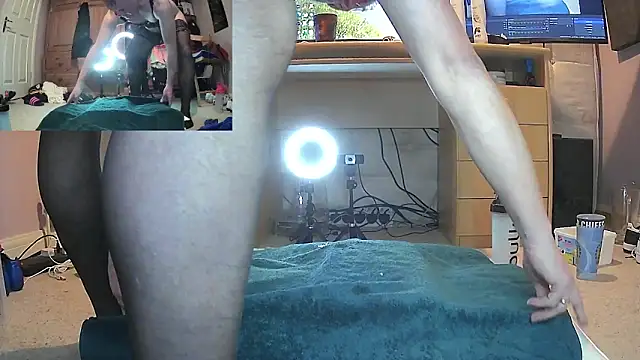 ClairTS online show from December 16, 2024, 7:54 pm