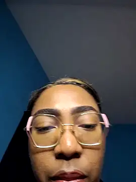 dirtyvictoria online show from March 29, 2026, 7:36 pm