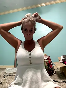 vixendoll87 online show from September 20, 2025, 10:22 pm