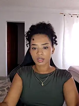 avellanatammy online show from April 21, 2026, 7:50 pm