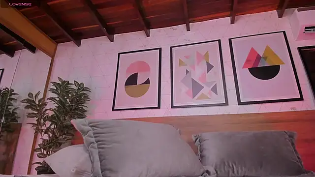 AgattaDuque online show from February 24, 2025, 5:00 am