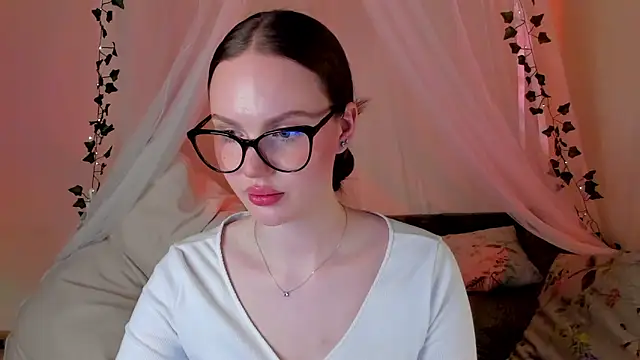 MishkaMe online show from February 11, 2025, 3:18 pm