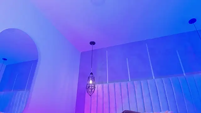 pamelaa vega online show from September 18, 2025, 12:29 pm