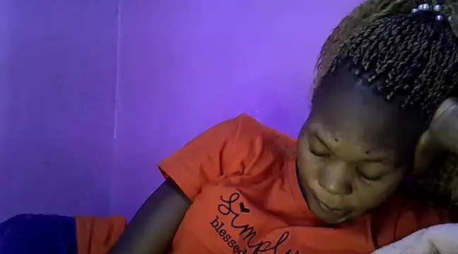 Cute tamara online show from December 19, 2024, 2:02 pm