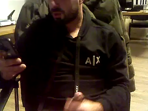 giorgakaci69 online show from January 22, 2025, 9:54 pm