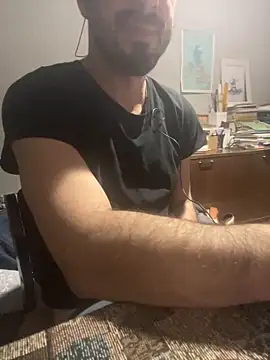 giorgakaci69 online show from April 24, 2026, 9:28 pm