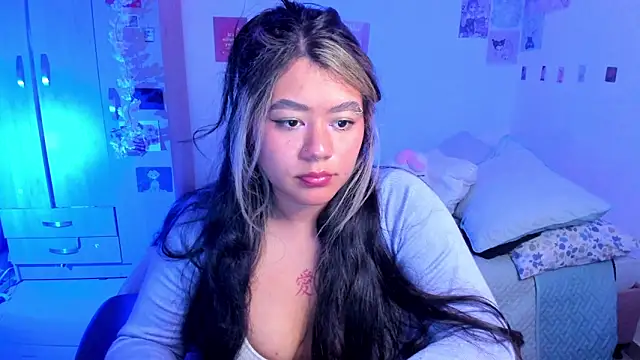 StephaniFox online show from March 5, 2025, 12:38 am