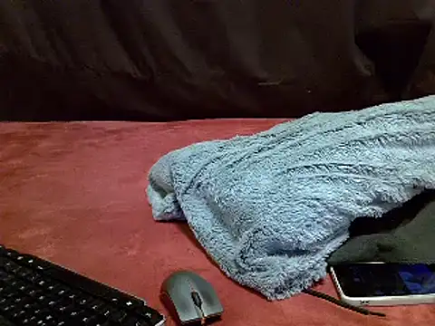 Snapshot of heather_savage chatting on March 12, 2025, 10:17 pm heather savage online show from March 12, 2025, 10:17 pm