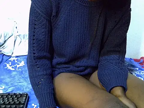 Snapshot of heather_savage chatting on November 6, 2025, 3:57 pm heather savage online show from November 6, 2025, 3:57 pm