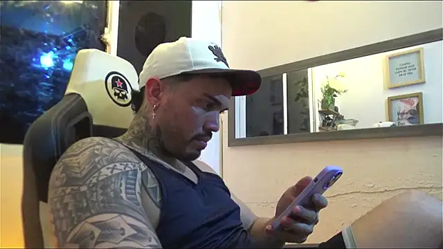 Angel sex latin online show from January 22, 2025, 7:25 am