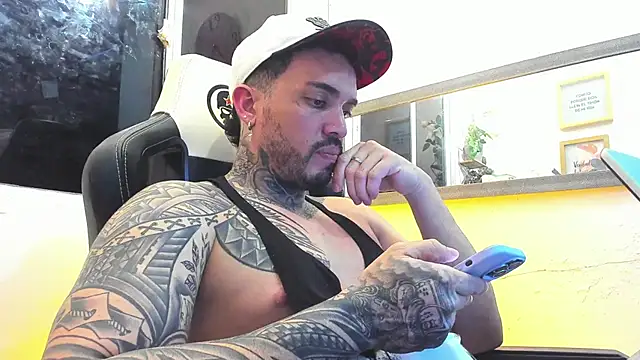 Angel sex latin online show from February 5, 2025, 5:20 am