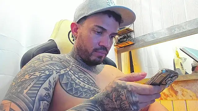 Angel sex latin online show from September 11, 2025, 4:34 am