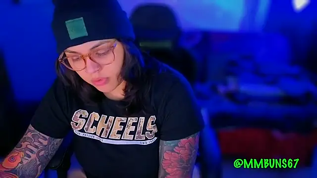 miacanela xo online show from October 29, 2025, 3:42 am