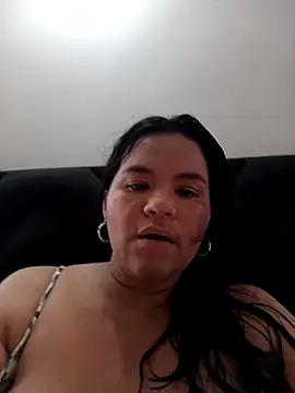Snapshot of Julieta-tits chatting on June 25, 2026, 10:25 pm Julieta-tits online show from June 25, 2026, 10:25 pm