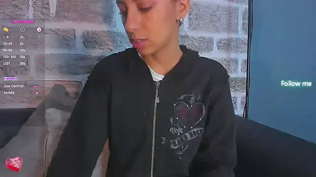 Tamaraakins online show from February 6, 2025, 1:32 pm