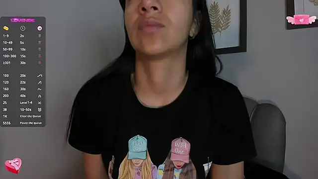 Tamaraakins online show from February 26, 2025, 12:25 pm