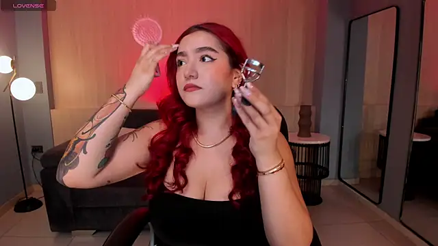 ViolettCastel online show from October 30, 2025, 7:14 pm