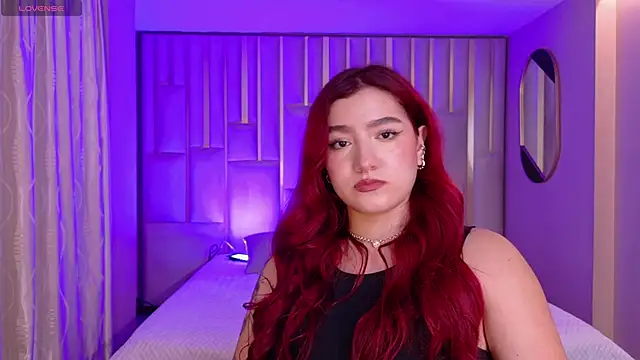 ViolettCastel online show from March 25, 2026, 9:32 pm