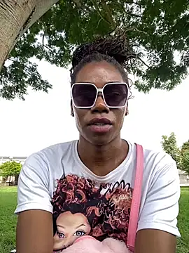 sweetsarabig22cm online show from March 3, 2025, 7:28 pm