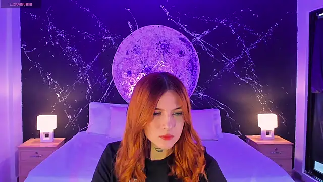 Snapshot of VictoriaRosse_ chatting on March 4, 2025, 9:43 pm VictoriaRosse online show from March 4, 2025, 9:43 pm