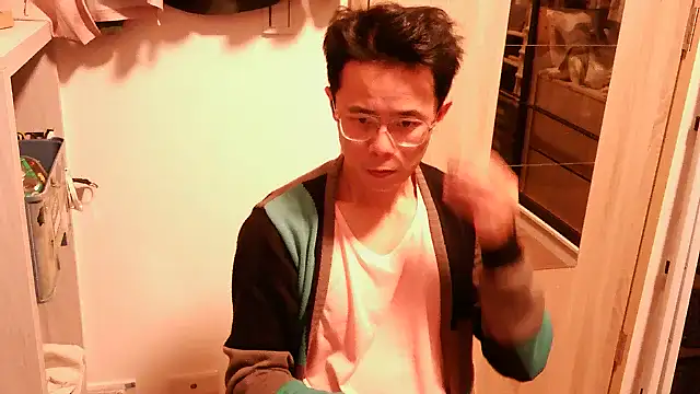 Snapshot of ker1ker chatting on March 17, 2025, 3:29 pm ker1ker online show from March 17, 2025, 3:29 pm