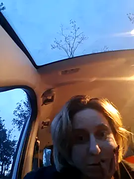 Anitabambola online show from April 12, 2026, 6:13 pm