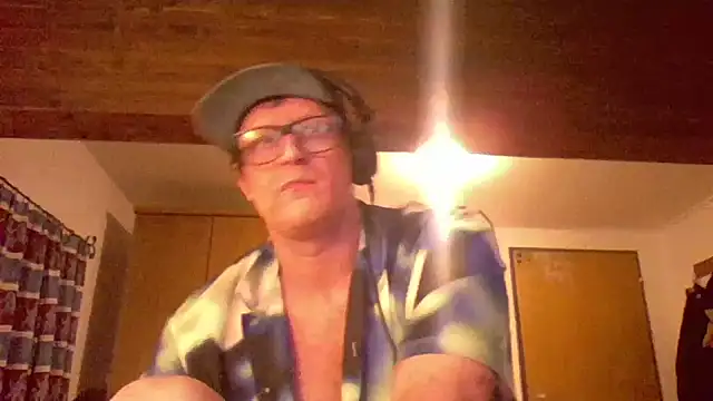 Bigthroaterboy online show from December 28, 2024, 11:37 pm