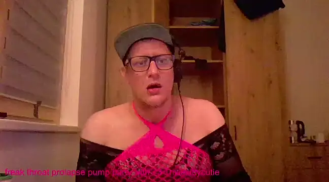 Bigthroaterboy online show from March 1, 2025, 2:04 am