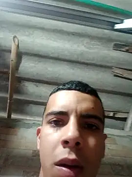 Restrepo300 online show from October 14, 2025, 3:02 pm