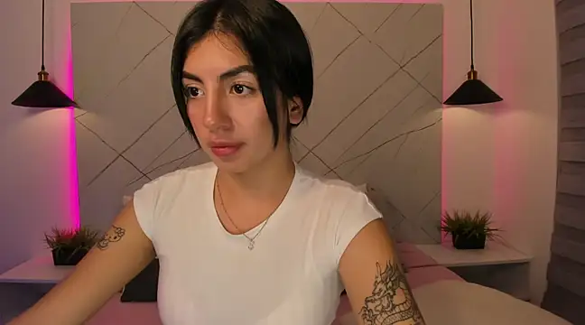 Snapshot of ANTONELLA__ROUSE_ chatting on February 17, 2025, 11:31 pm ANTONELLA ROUSE online show from February 17, 2025, 11:31 pm