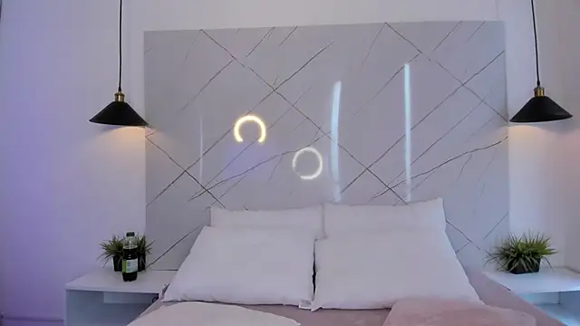 Snapshot of ANTONELLA__ROUSE_ chatting on December 1, 2025, 8:47 pm ANTONELLA ROUSE online show from December 1, 2025, 8:47 pm