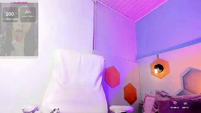 Melissa Koster online show from March 16, 2025, 1:49 am