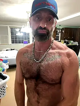 DaddySnowXX online show from October 13, 2025, 9:20 am