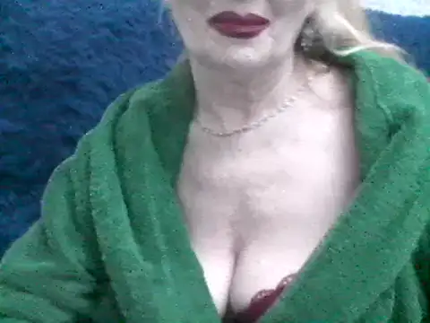 CarlyTreat online show from February 18, 2025, 9:09 pm